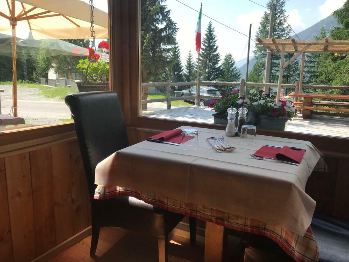 Sasso Nero Hotel Chiesa in Valmalenco Exterior photo